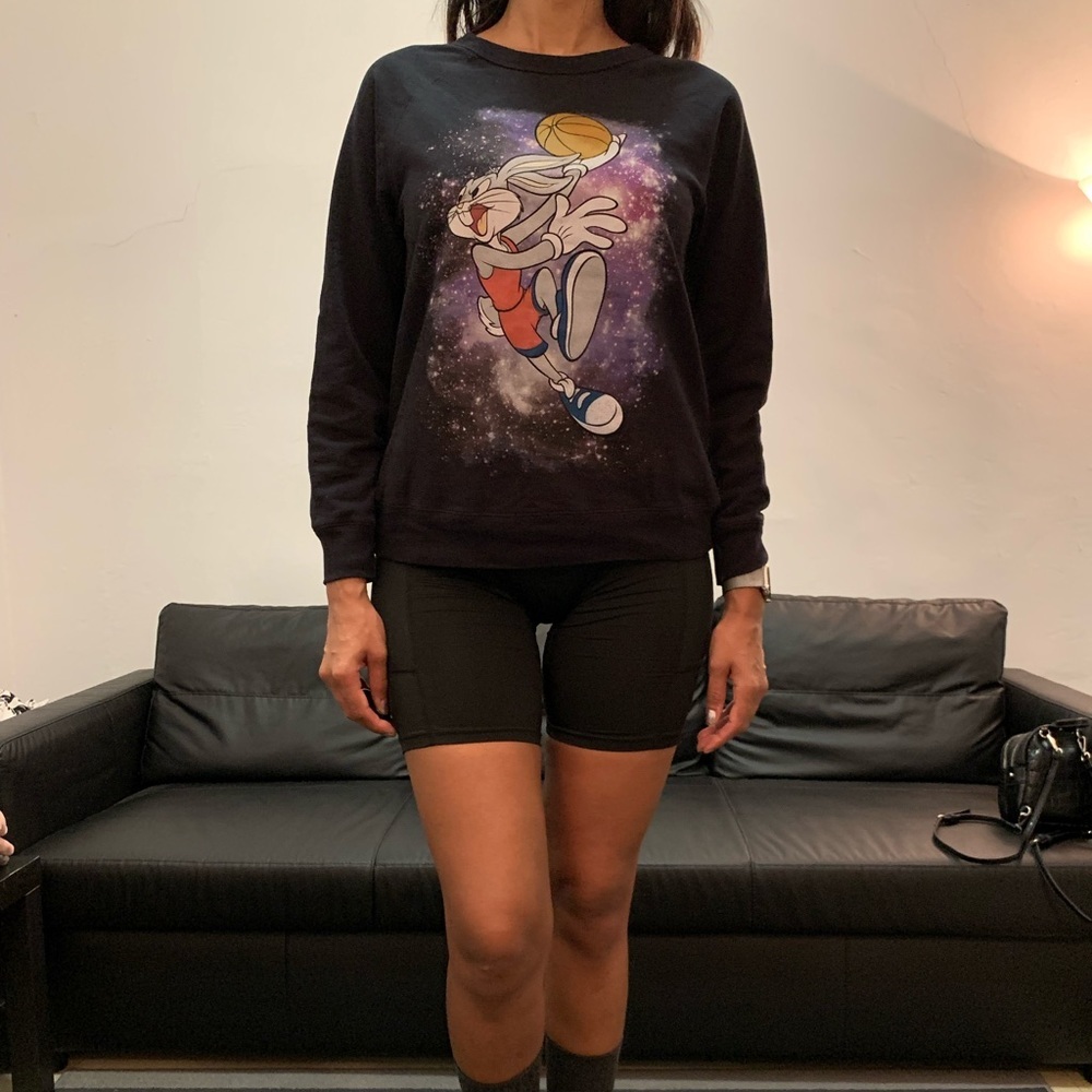 Bugs‎ bunny looney tunes black sweat shirt